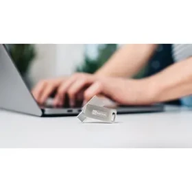 MyMedia MyDual 64GB stříbrná / Flash disk / USB-C/USB-A / USB 3.2 Gen 1 / otočný konektor (69270)