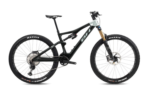BH iLYNX TRAIL CARBON 8.8 29", rám 17" (M), 2025, black - ZDARMA dopravné, odborná montáž, seřízení! (Záruka nejlepší ceny. Nakupujte u autorizovaného prodejce.)