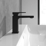 VILLEROY & BOCH - Architectura Square Umyvadlová baterie AquaSmart, matná černá TVW125004000K5