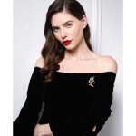 Brož se zirkony a krystaly Swarovski Elements Carolina - květina, Zlatá