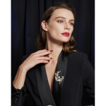 Luxusní květinová brož Swarovski Elements Josette, sladkovodní perla, Bílá