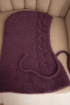 Dámská čepice s kapucí a pleteným vzorem tmavě fialová UNI