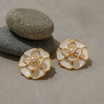 ELENYS Soft Bloom – pozlacené náušnice 18K žluté zlato