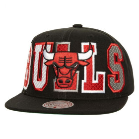 Kšiltovka Mitchell & Ness Varsity Bust Snapback Chicago Bulls HHSS6461-CBUYYPPPBLCK OSFM