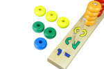 Moyo Montessori Moyo Montessori Tyčky s barevnými kruhy na počítání