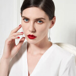 Luxusní visací náušnice s perlou Béatrice, Stříbrná Bílá