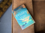 Přísliby run (poškozené) - Christina Courtenay