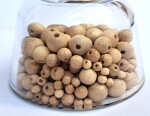 Dřevěné korálky Detoa - přírodní lakované - ∅ 10 mm - 10 ks