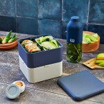 Monbento Svačinový box Monbento Square Blue/Natural 1,7 l, modrá barva, plast