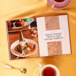 New Mags Kniha – Harry Potter Afternoon Tea Magic, Veronica Hinke/Jody Revenson, červená barva, papír