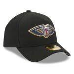 New Era Pánská kšiltovka New Orleans Pelicans NBA 2026 Draft On-Stage Crystal 59FORTY A-Frame Fitted Velikost: 7 5/8