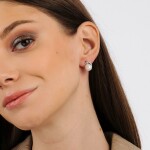 Elenys stříbrné peckové náušnice Perla