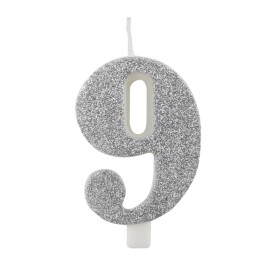Svíčka číslo 9 stříbrná s glitrem Svíčka číslo 9 stříbrná s glitrem