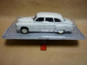 GAZ-12 ZIM DeAdostini 1/43