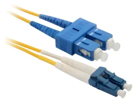 Solarix Patch kabel LCupc/SCupc SM OS 2m / Optický patch kabel / 9/125 µm duplex / SXPC-LC/SC-UPC-OS-2M-D (70232129)