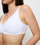 AMOURETTE - Minimizer: o jeden košíček, hladká bezešvá silueta Triumph WHITE 100D