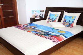 DumDekorace Modře krémové přehozy na dětské postele s potiskem mořského dna Šířka: 170 cm | Délka: 210 cm