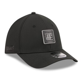 New Era Pánská kšiltovka New York Giants NFL Black 2026 Training Camp 39THIRTY Flex Velikost: M/L