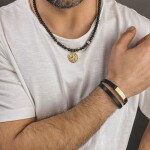 Pánský korálkový náhrdelník Diego Gold - přírodní onyx, větrná růžice, Zlatá 60 cm
