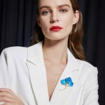 Brož ve tvaru květu orchideje s perlou a zirkony, Modrá