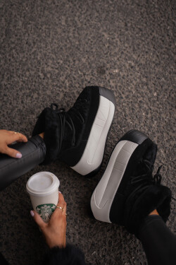 Dámské Kožené Sněhule Na Silné Podešvi S Kožešinou Big Star OO274A206 Černé 36