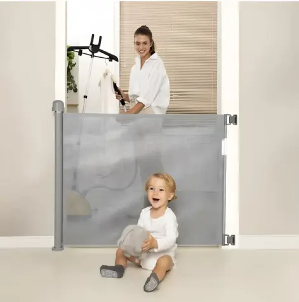 Momcozy M21SSAM08 šedá 140 cm / Dětská zábrana / zatahovací / do dveří (BG019-GR37NB-A)
