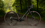 Rock Machine Lukk CR 80, model 2025, rám 19" (M), barva Gloss Metallic Black - ZDARMA dopravné, odborná montáž, seřízení a dárkový poukaz na nákup příslušenství! (Záruka nejlepší ceny! Nakupujte u autorizovaného prodejce!)