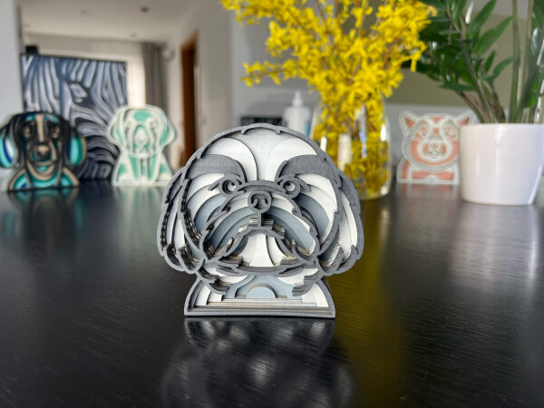 Mandala Shih-tzu dekorace na stůl Barva: Šedá, Rozměr (cm): 10,5 x 11,5, Druh: Kartonová