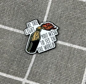 Pinarna.cz Be the light you wish to see in the world