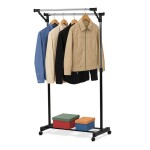 Stojan na šaty s výklopným ramenem, černá barva, kov / plast, chrom