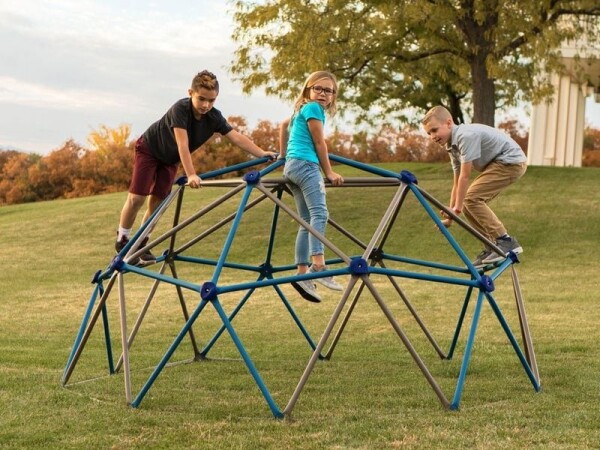 Lifetime Ocelová prolézačka – Geodome