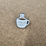 Pinarna.cz Espresso urself / Dej si espresso - bílá kočička