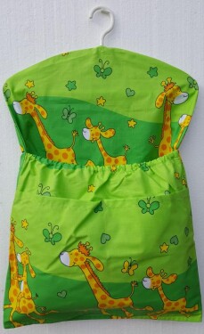 Skantex dětský kapsář s ramínkem - Žirafa zelená