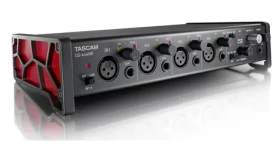 Tascam US-4X4HR černá / Externí zvuková karta / USB 2.0 / MIDI / 4x XLR / 192 kHz (US-4X4HR)
