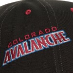 Mitchell & Ness Pánská Kšiltovka Colorado Avalanche Overbite Pro Snapback