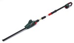 BOSCH UniversalHedgePole 18 / Aku nůžky na živý plot / 18V / 2200 z-min / Délka lišty 43 cm / 1x 2.5 Ah / nabíječka (06008B3000)