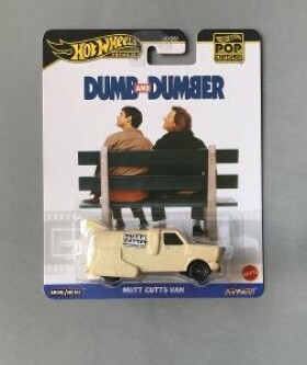 HOTWHEELS Premium Mutt Cutts Van "Dump & Dumper"