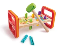 Hape Zatloukačka s kladívkem