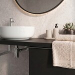 CERANO - Koupelnová skříňka Velora - černá matná, úchytka chrom + deska pod umyvadlo Navira Pro - 36 mm + konzole chrom - 120x56,6x46,5 CER-667859