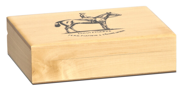 Dřevěná kazeta na karty světlá, bez karet