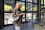 Nákupní taška přes rameno Reisenthel Shopper M Silver crackle