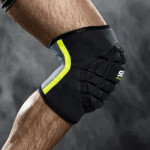 SPORT Neoprenový chránič kolen 1ks Profcare 6202 - SELECT černá vzor L