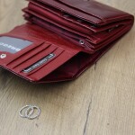 Stylová dámská kožená peněženka Gregorio Diko, červená