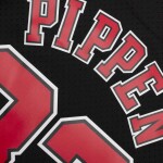 Mitchell & Ness Pánský dres Chicago Bulls NBA Scottie Pippen #33 1997-98 Swingman - Černá Velikost: M