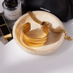 ELENYS Monolith Textured – pozlacený náramek 18K žluté zlato Délka náramku: Průměr 6,3 cm / Pro zápěstí 16,5-18,5 cm