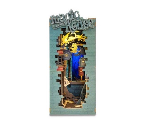 RoboTime Zarážka na knihy miniatura domečku Kouzelnická ulička