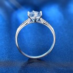 Royal Fashion stříbrný prsten HA-XJZ021-SILVER-MOISSANITE-ZIRCON Velikost: 7 (EU: 54-56)