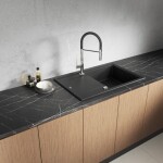 Laveo - Pola - stojánková dřezová baterie U, chrom/ černá BAP_778D