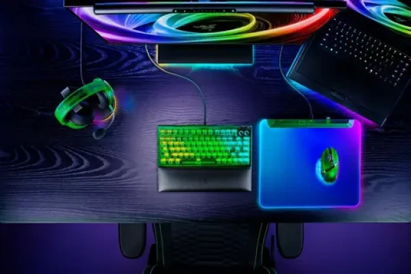 Razer Firefly V2 Pro Phantom Green Edition / Herní podložka pod myš / Chroma RGB / 15 zón / USB 2.0 / USB-C (RZ02-04920300-R3M1)