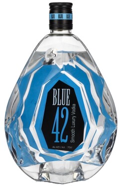 Blue 42 Smooth Luxury Vodka 42% 0,7 l (holá lahev)